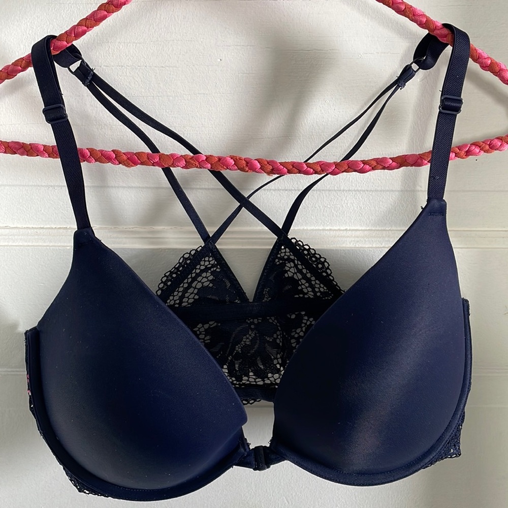 2/$15 La Senza DD 34 Bra